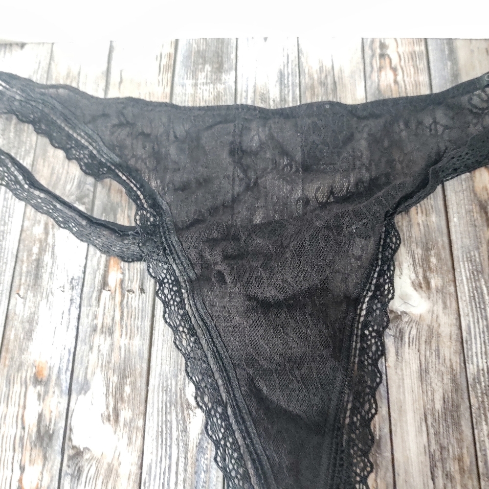 CK Lace Thong